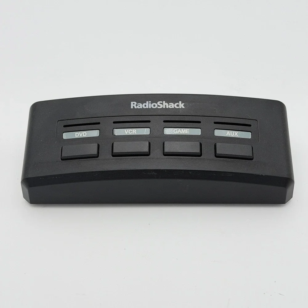 RadioShack Composite A/V Selector Switch 4-in 1-out Model 15-313‎